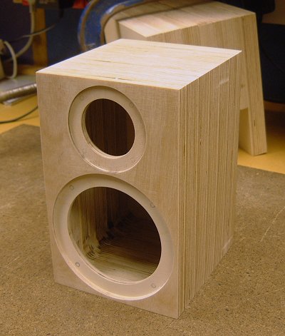 Complete enclosure (37K)