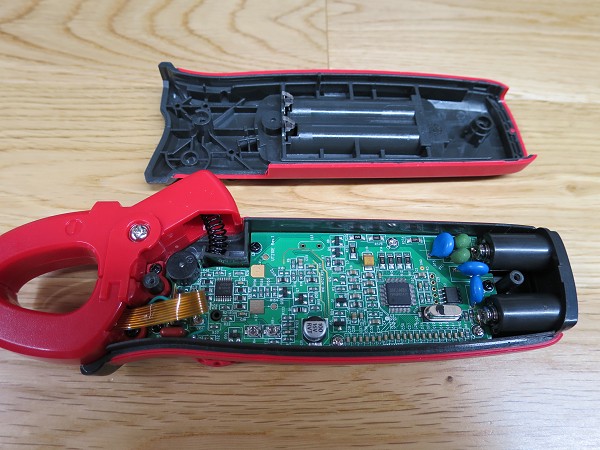 UNI-T UT61E - inside view
