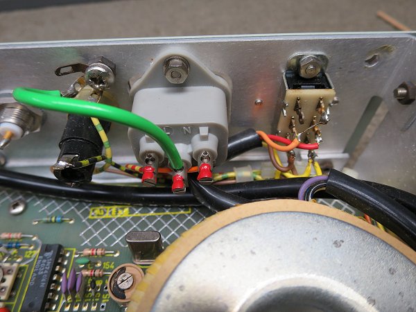 Exposed mains
      connections when top cover is removed from the Radiometer SMG40 (25k)