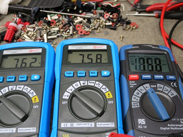Display of the RS Pro
RS14 compared to the BSIDE ADM01 and ADM02